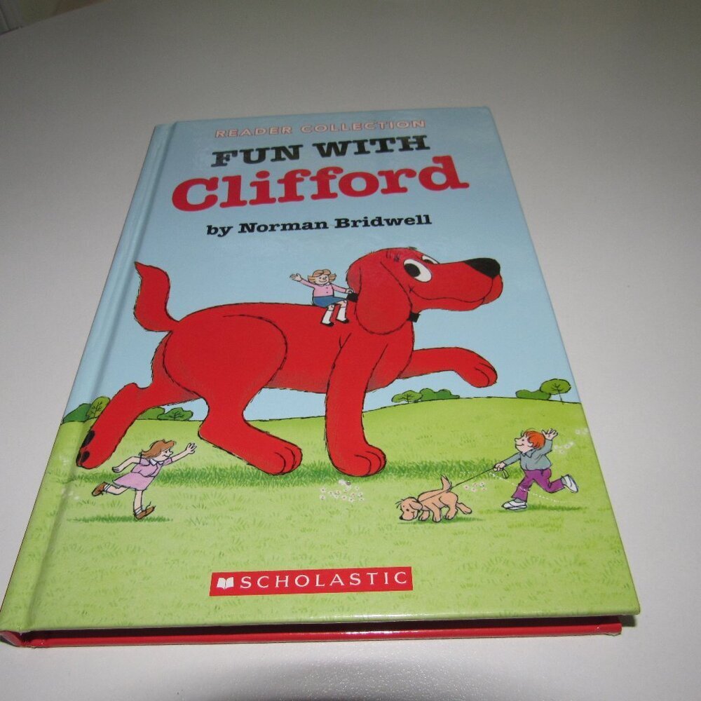 Scholastic Fun With Clifford Reader Collection by Norman Bridwell - Hardcover